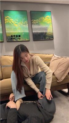 【球球】坐脸窒息-黑棉袜气味辱-转胯狗爬 bf51615 艾彩调教库 第11张
