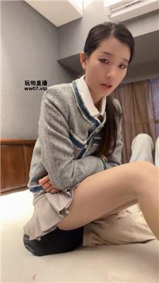 【伊未】脏臭白袜踩踏-坐脸 bf51662 艾彩调教库 第7张