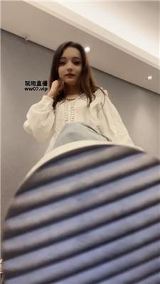 【Anna】俄罗斯混血S-小白鞋踩-牛仔裤坐脸挍 bf51618 艾彩调教库 第19张