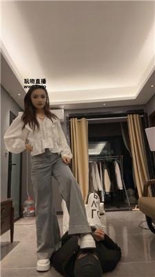 【Anna】俄罗斯混血S-小白鞋踩-牛仔裤坐脸挍 bf51618 艾彩调教库 第5张