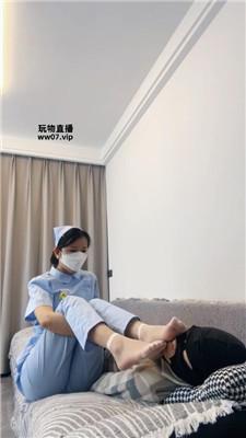 【漫漫大人】护士小姐姐用脚+圣水治疗 bf51623 艾彩调教库 第3张