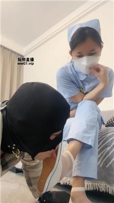 【漫漫大人】护士小姐姐用脚+圣水治疗 bf51623 艾彩调教库 第8张