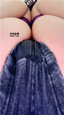 尤雾 性感小妈玩坏贱狗    250321-28 艾彩调教库 第4张