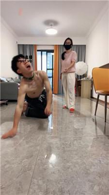 南月女神 家奴卑微伺候起床 bf51580 艾彩调教库 第15张