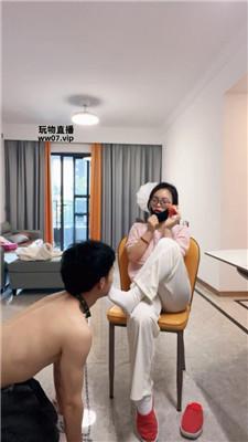 南月女神 家奴卑微伺候起床 bf51580 艾彩调教库 第10张