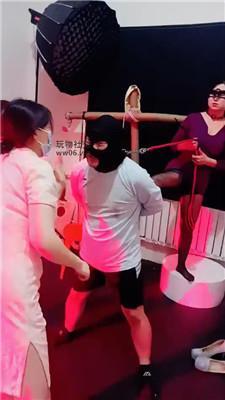 鸿运双女团 SM刑房-重度群调群虐 JS250322-18 艾彩调教库 第10张
