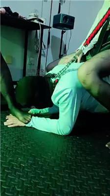 鸿运双女团 SM刑房-重度群调群虐 JS250322-18 艾彩调教库 第13张