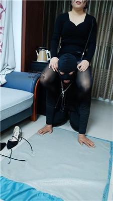 樊儿 黑丝高跟恋足舔-踩踏脚插嘴【完整版】JS250321-15 艾彩调教库 第16张