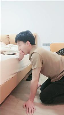 薇薇 家奴洗漱伺候主人就寝 JS250321-20 艾彩调教库 第11张