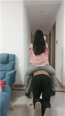 薇薇 家奴洗漱伺候主人就寝 JS250321-20 艾彩调教库 第3张