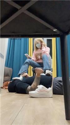 拉面 超脏运动鞋白袜踩踏气味辱 bf51541 套路直播库 第6张