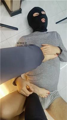 苏苏不苏 裸足踩虐骑马驯化 JS250319-44 套路直播库 第3张