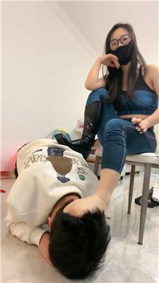 薇薇 骑马骑脖训奴专场 JS250319-43 套路直播库 第17张