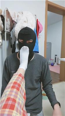 柔柔 白袜玉足虐下跪奴 JS250326-12 艾彩调教库 第2张