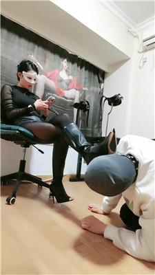 苏州婉儿 枷锁囚禁-清理脏长靴 JS250326-6 艾彩调教库 第3张