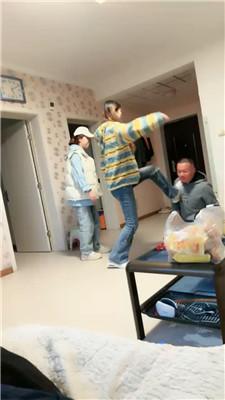 锅盖导演 双S学生主-暴揍猥琐老师狗 JS250328-2 套路直播库 第7张