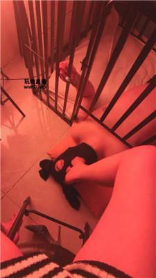回眸 囚禁狗笼-脚丫狂舔 bf51801 艾彩调教库 第5张