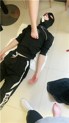 棋棋大人 双S-原味塞嘴-臭脚丫蹂躏【双视角版】 JS250327-37 套路直播库 第9张