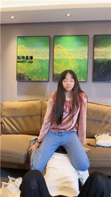宝娜 牛仔裤坐脸窒息强制虐 bf51793 艾彩调教库 第14张
