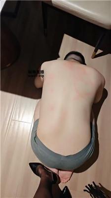 软软小祖宗 高跟黑丝踩脚奴 JS250327-35 艾彩调教库 第2张