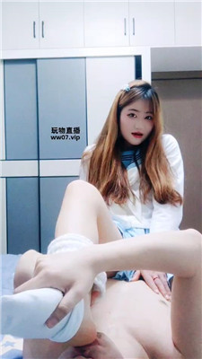 小雪 白袜脚踩废物奴 JS250327-18 套路直播库 第2张