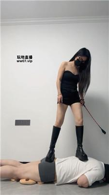 辣辣BB 骑马狗爬-长靴全体重踩踏 bf51833 套路直播库 第16张