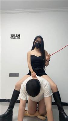 辣辣BB 骑马狗爬-长靴全体重踩踏 bf51833 套路直播库 第19张