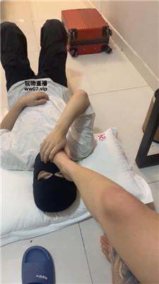 小凤梨 纹身小妹的脚下奴 JS250329-15 艾彩调教库 第5张