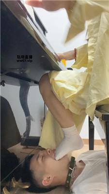 南月女神 白袜羞辱-物化家具奴 bf51813 艾彩调教库 第5张