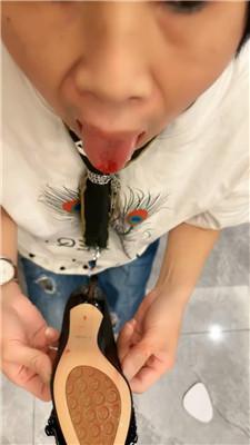 夸梨 继母狗舔脏鞋 JS250331-14 套路直播库 第7张
