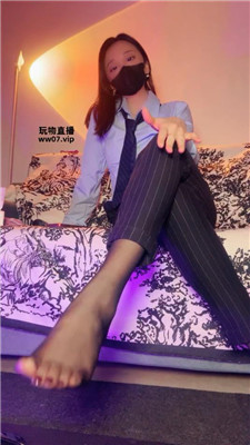 小妮 库里丝羞辱    250329-28 艾彩调教库 第5张