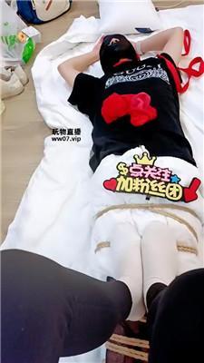小米 高跟配白袜捆绑踩虐 JS250331-1 艾彩调教库 第2张