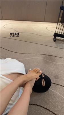 夏芙 裸足狂舔/踩踏 JS250330-23 套路直播库 第3张