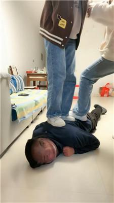锅盖导演 双S-学生小妹暴揍班主任【上】 bf51852 套路直播库 第5张