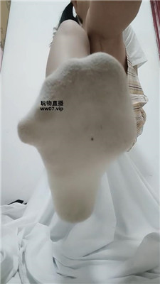 杪杪 裸足白袜炸    250413-10 套路直播库 第4张