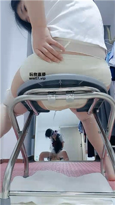汀兰女王 学姐超多圣水炸    250413-14 套路直播库 第7张