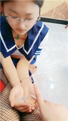 妤安主 闺蜜犬做人体烟灰缸 JS250415-1 艾彩调教库 第3张