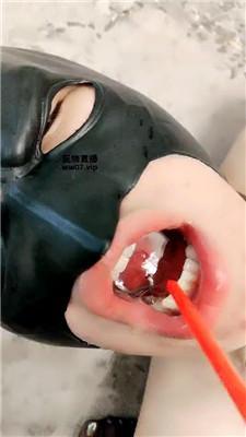 艾佳 跪舔高跟黑丝-骑马-伺候沐足 JS250414-32 套路直播库 第10张