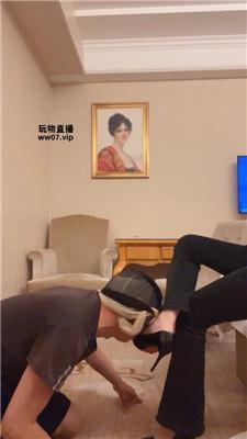 琼爷 高跟S-骑狗背鞭打-脚耳光 JS250414-29 套路直播库 第16张