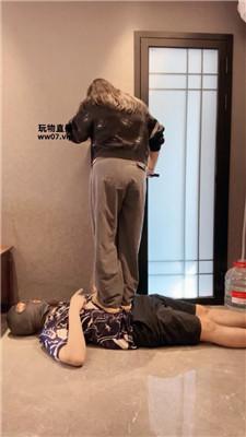素人抽水机 素人小姐姐-毛拖鞋白袜踩虐 bf52211 套路直播库 第6张