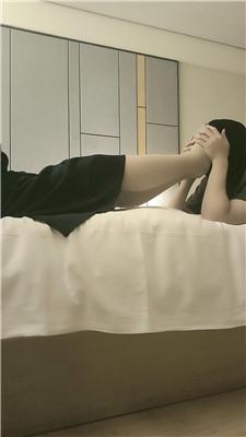 樊樊 闻舔臭脚丫/骑马碾压踩 JS250411-15 艾彩调教库 第6张