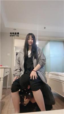 黑兔 强迫废物舔脏鞋 JS250409-18 艾彩调教库 第11张