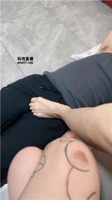 小凤梨 双S-纹身小妹的脚下奴【双视角版】 JS250409-8 艾彩调教库 第10张