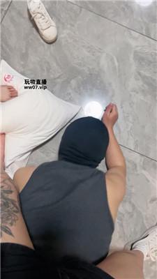 小凤梨 双S-纹身小妹的脚下奴【双视角版】 JS250409-8 艾彩调教库 第9张