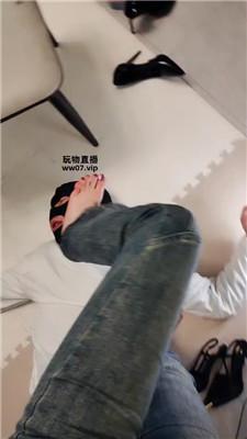 灵竹 藤条鞭打-高跟踩踏 JS250403-29 艾彩调教库 第14张