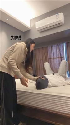 伊未 运动鞋白袜踩-坐脸窒息 bf51968-HD绳艺资源网