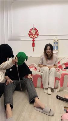 Qi7 情侣主暴力虐打绿帽奴 JS250403-19 套路直播库 第2张