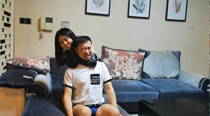 微耀 特工装绞杀