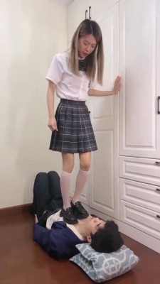 【樱木花椒】白丝萝莉主VS大叔 bf19990-HD绳艺资源网