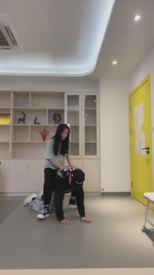 【狗哥】女学生应聘调教黑心老板 bf12153